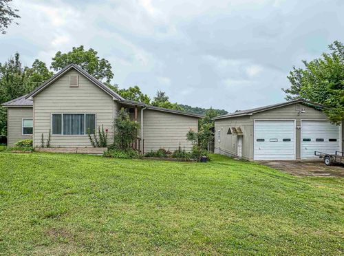504 Mclean Ave, Cotter, AR, 72626-9702 | Card Image