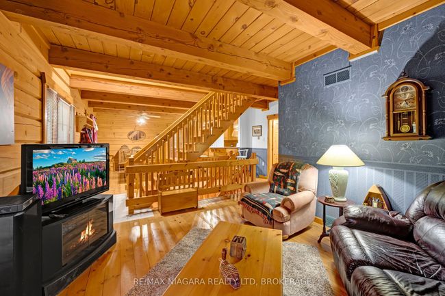 8 4 Mile Creek Rd, House other with 4 bedrooms, 3 bathrooms and 6 parking in Niagara On The Lake ON | Image 6