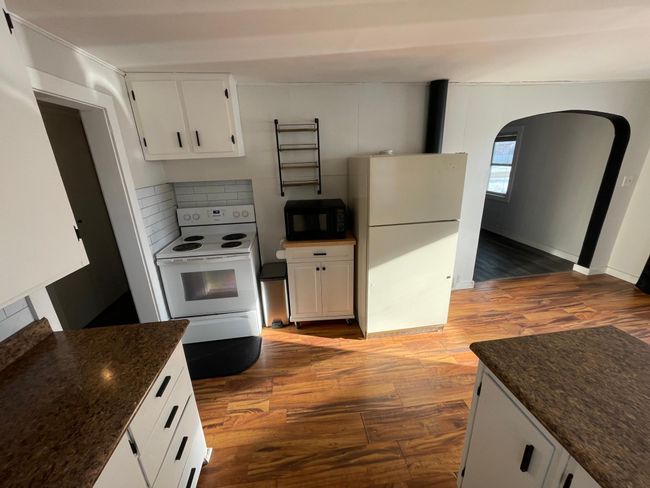 Kitchen | Image 9