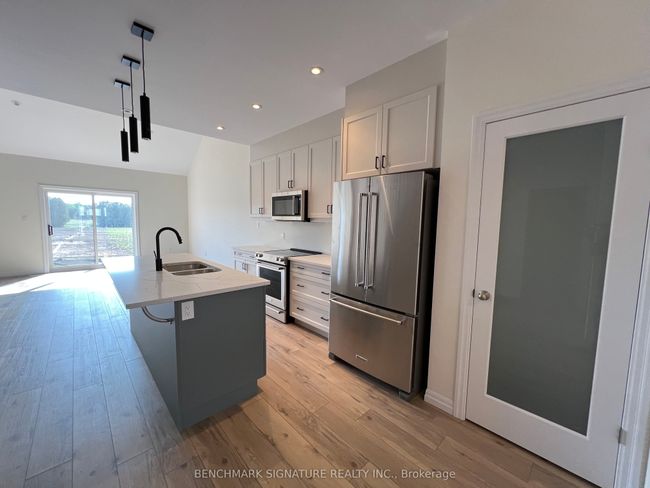 57 Barn Owl Way, House attached with 2 bedrooms, 3 bathrooms and 2 parking in Norfolk ON | Image 4
