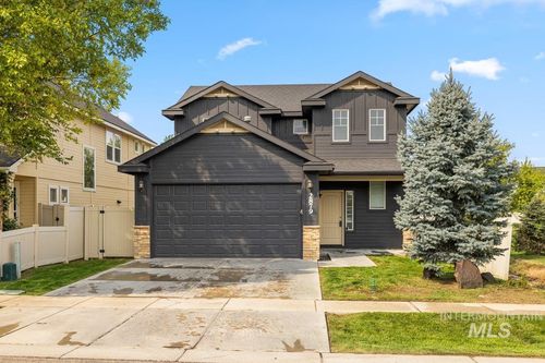2879 N Ridgebury Ave, Meridian, ID, 83646-7285 | Card Image