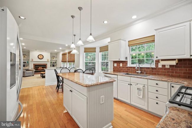 18 Navesink Dr, House other with 4 bedrooms, 3 bathrooms and null parking in Pennington NJ | Image 20