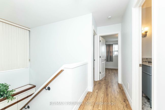 43 - 21a Thistle Down Blvd, Condo with 3 bedrooms, 3 bathrooms and 1 parking in Toronto ON | Image 25