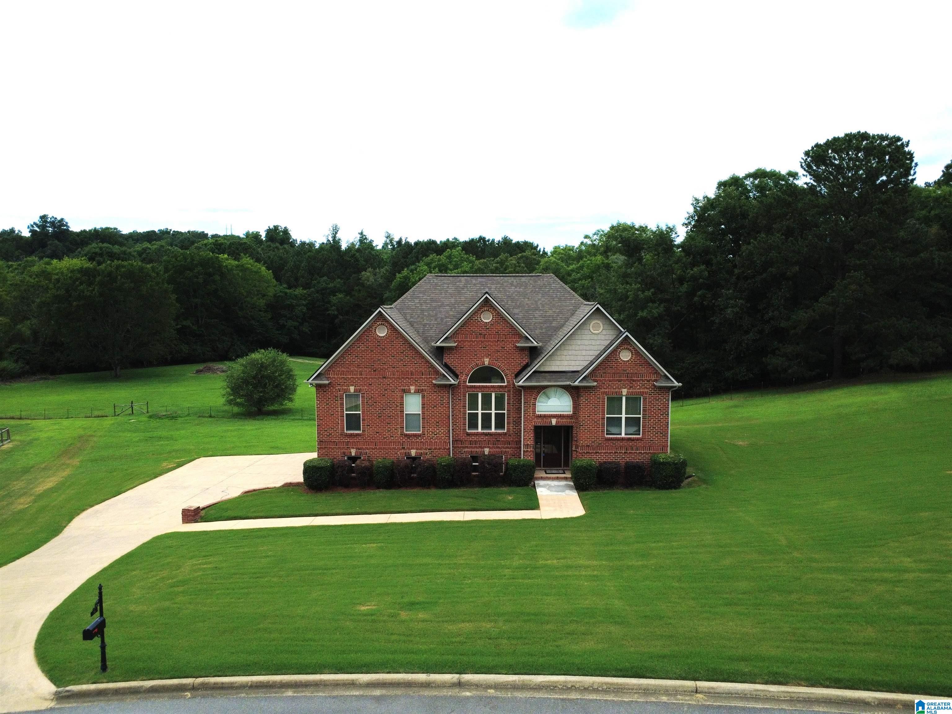 Residential in SPRINGVILLE 3