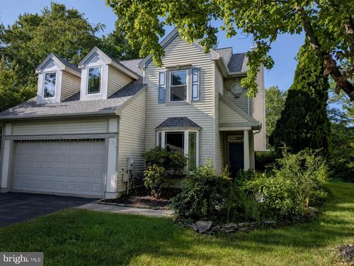 72 Harvard Cir, PRINCETON, NJ, 08540-7937 | Card Image