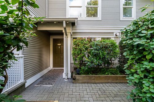4-7179 18th Ave, Burnaby, BC, V3N1H2 | Card Image
