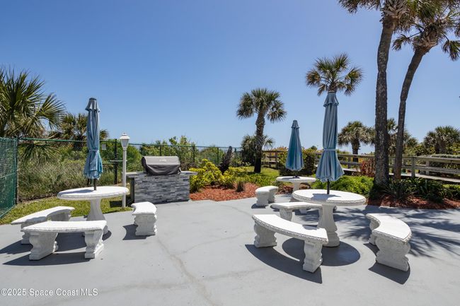 BBQ area with tables | Image 39