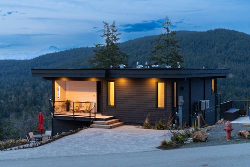 873 Rivendell Dr, Bowen Island, BC, V0N1G1 | Card Image
