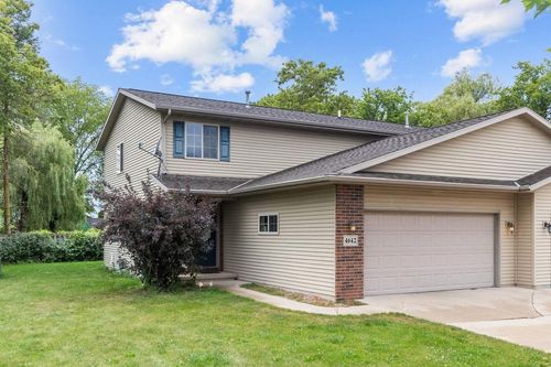 4642 Ridge Court, MANITOWOC, WI, 54220 | Card Image