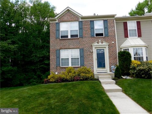 33 Guilford Pl, Burlington Township, NJ, 08016-4186 | Card Image