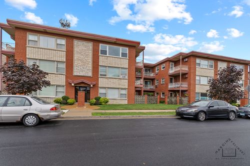 303-3033 Paris Ave, River Grove, IL, 60171-1247 | Card Image