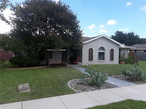 3821 Bachman Blvd, Garland, TX, 75043-1902 | Card Image