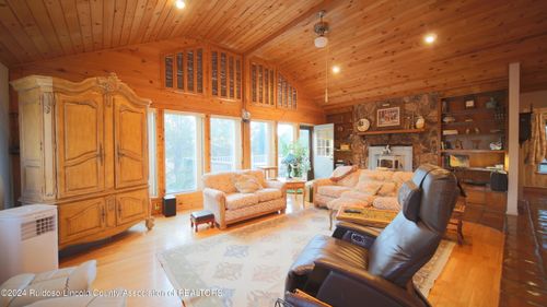 202 Deer Park Dr, Alto, NM, 88312-8030 | Card Image