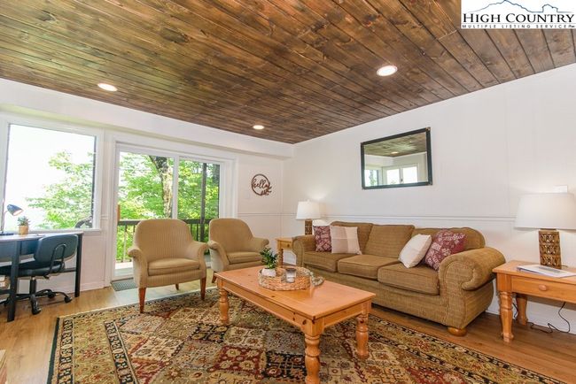 APT-25 - 220 Northridge Rd, Condo with 3 bedrooms, 3 bathrooms and null parking in Beech Mountain NC | Image 9