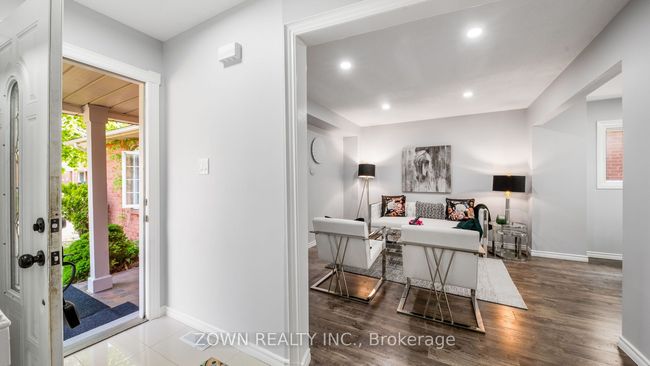 26 Carr Dr, House other with 5 bedrooms, 3 bathrooms and 4 parking in Ajax ON | Image 8
