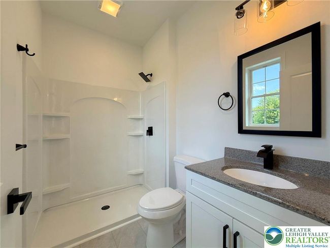 9858 Old 22, House other with 4 bedrooms, 4 bathrooms and null parking in Breinigsville PA | Image 52