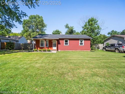 407 Crescent Ave, Holly, MI, 48442-1254 | Card Image