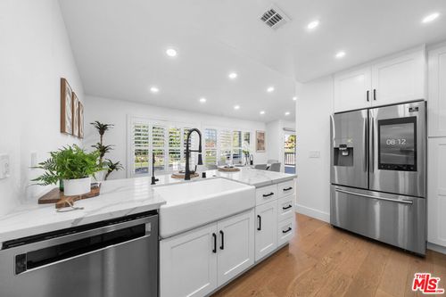 2 Sycamore Ln, Rolling Hills Estates, CA, 90274-3422 | Card Image