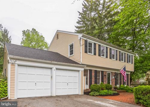 580 Gregory Ln, DEVON, PA, 19333-1022 | Card Image