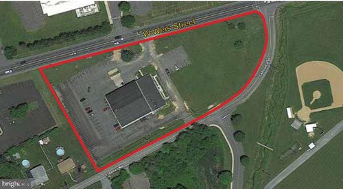 330 W Weis St, TOPTON, PA, 19562-1728 | Card Image
