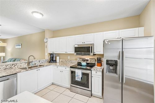 1-103-9185 Celeste Dr, NAPLES, FL, 34113-3091 | Card Image