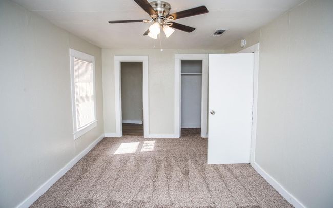 415 W Panhandle Street, House other with 3 bedrooms, 2 bathrooms and null parking in Slaton TX | Image 9