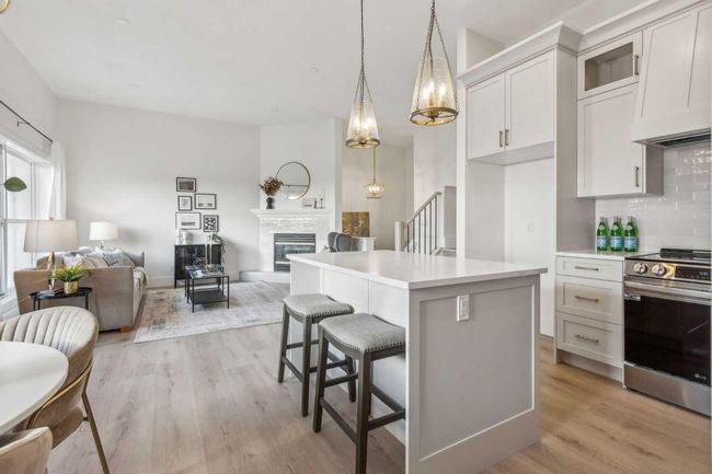 364 Prominence Hts Sw, Townhouse with 3 bedrooms, 3 bathrooms and 4 parking in Calgary AB | Image 14