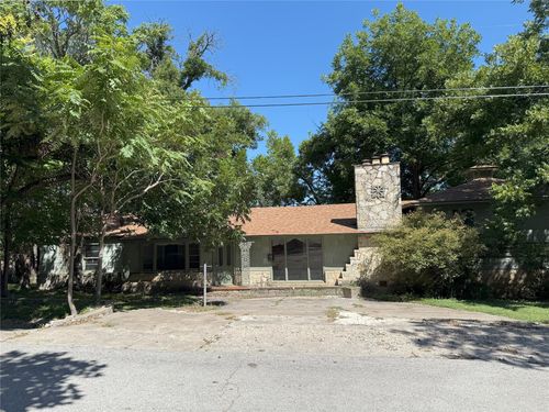206 Ne Vine St, Glen Rose, TX, 76043-4745 | Card Image