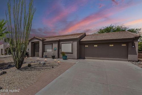 55 N Wellspring Dr, Green Valley, AZ, 85614-3261 | Card Image