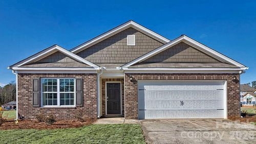 68 Creekwalk Ln, Waynesville, NC, 28785-0313 | Card Image