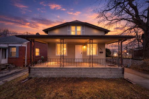 11640 Greenview Ave, Detroit, MI, 48228-1122 | Card Image