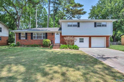 1126 Oster Dr Nw, Huntsville, AL, 35816-2344 | Card Image