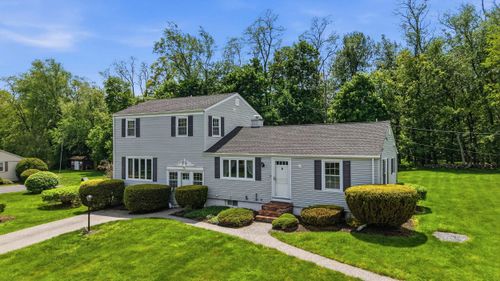 4 Scottsdale Rd, Atkinson, NH, 03811-2447 | Card Image