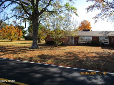 5940 Apple Road, House other with 5 bedrooms, 3 bathrooms and null parking in Sarcoxie MO | Image 3