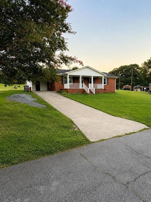 104 Meadow Lane, Liberty, SC, 29657 | Card Image