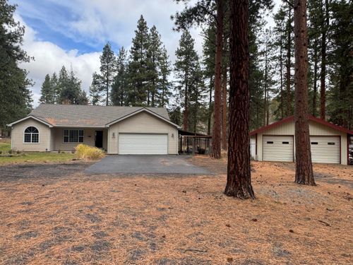 12473 Overland Dr, Klamath Falls, OR, 97603-9508 | Card Image