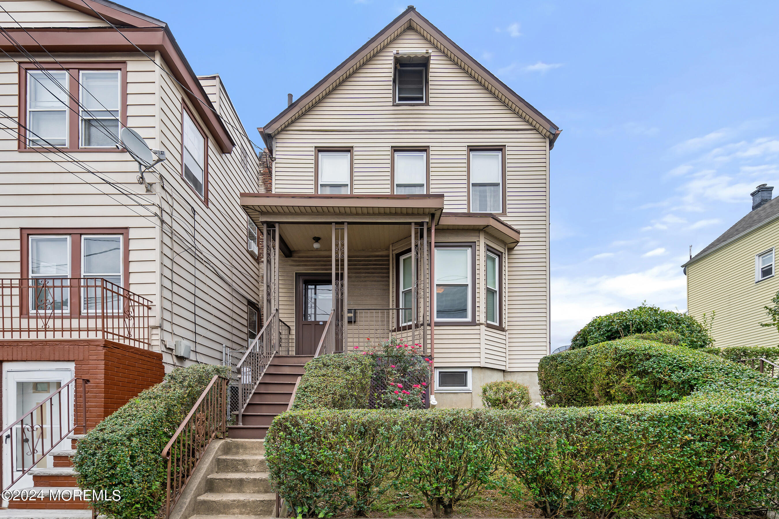 8th St, Newark, NJ 07107