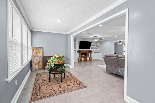 1st Floor: Bonus Room (25 X 7) | Image 14