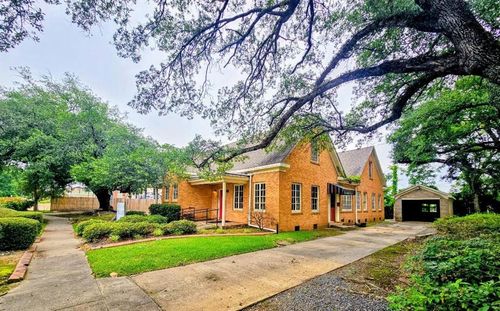 207 S Saint John St, Winnfield, LA, 71483-3413 | Card Image