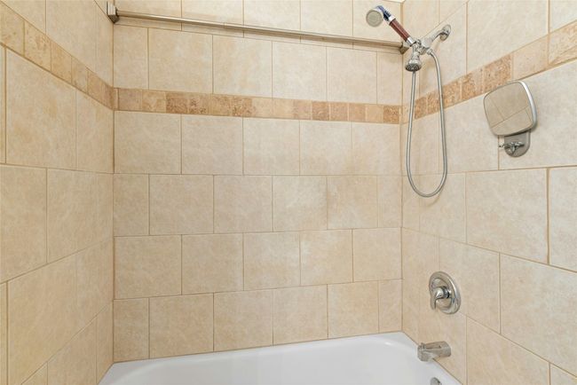2nd bathroom | Image 18