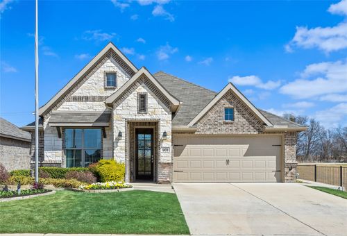 902 Misty Ln, Cleburne, TX, 76033-4787 | Card Image