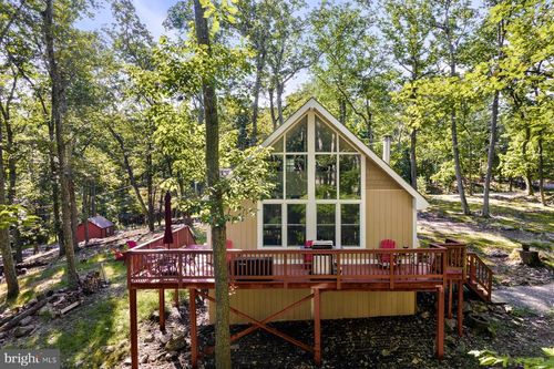 391 Tuckahoe Trl, HEDGESVILLE, WV, 25427-6955 | Card Image