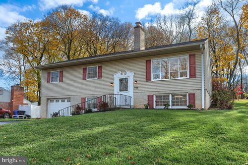 7169 Chambers Hill Road, HARRISBURG, PA, 17111 | Card Image