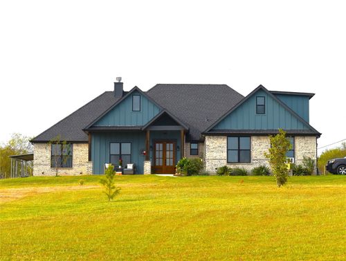 9024 County Road 420, Grandview, TX, 76050-4253 | Card Image