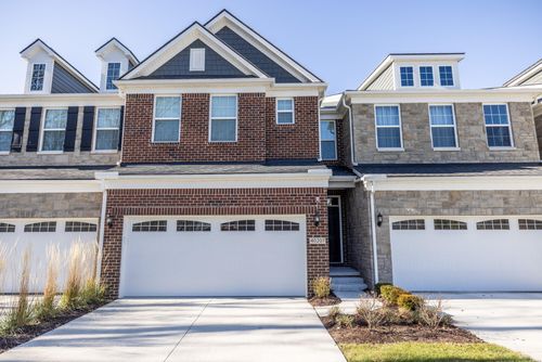 unit-32-40207 Premier Dr, Plymouth, MI, 48170-5742 | Card Image