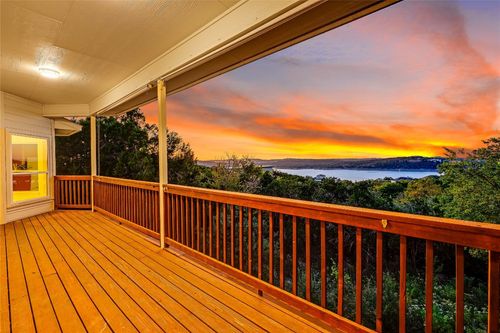 18906 Venture Dr, Lago Vista, TX, 78645-8563 | Card Image