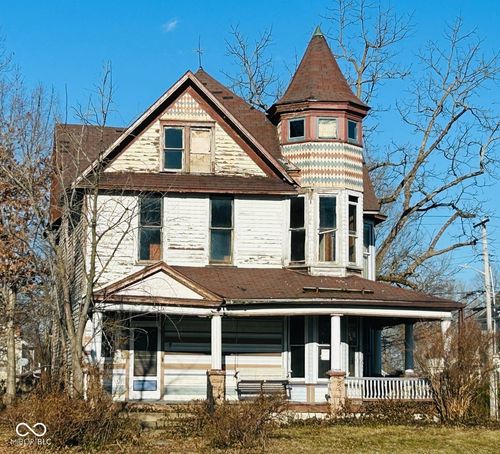 216 S State St, North Vernon, IN, 47265-1819 | Card Image