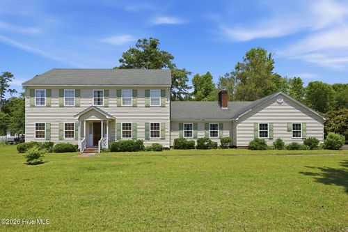 2604 One Iron St, Morehead City, NC, 28557-4960 | Card Image