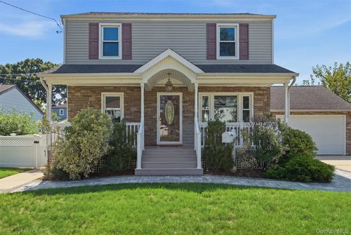 2226 3rd Street, Hempstead, NY, 11554 | Card Image