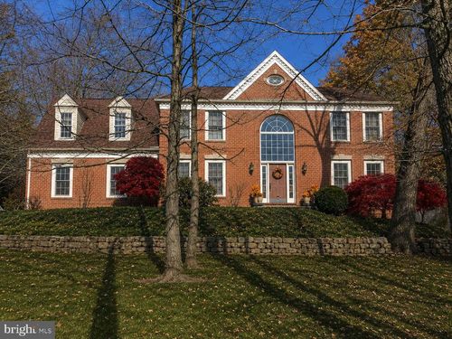 4701 Rock Ledge Dr, HARRISBURG, PA, 17110-3254 | Card Image